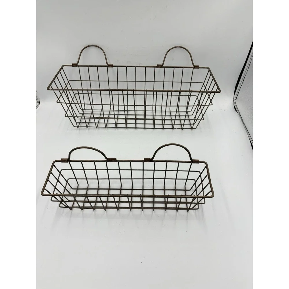 Farmhouse  Decor Wire Wall Basket Assorted Rust  2 Piece 15